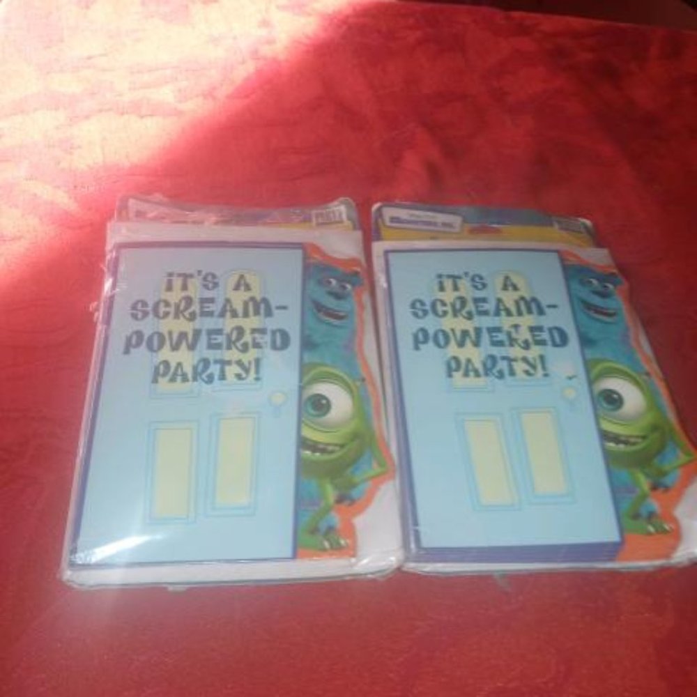 NEW IN PACKAGE MONSTER INC UNIVERSITY 16 INVITATIONS HALLMARK
